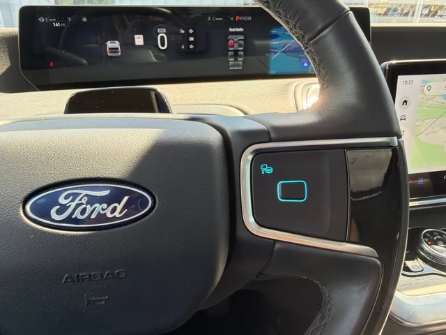 Certified 2025 Ford Expedition Platinum AWD/4WD image 29
