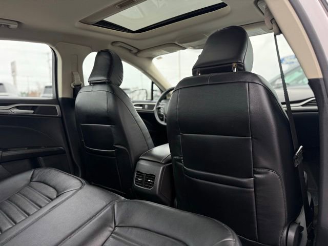 Certified 2020 Ford Fusion SE image 18