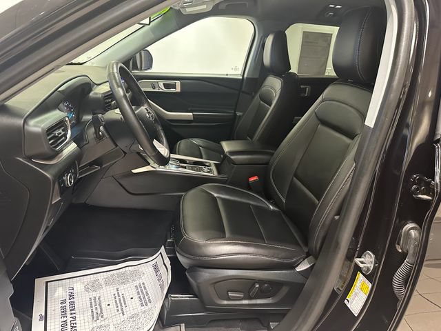 Certified 2024 Ford Explorer XLT w/ Equipment Group 202A AWD/4WD image 6