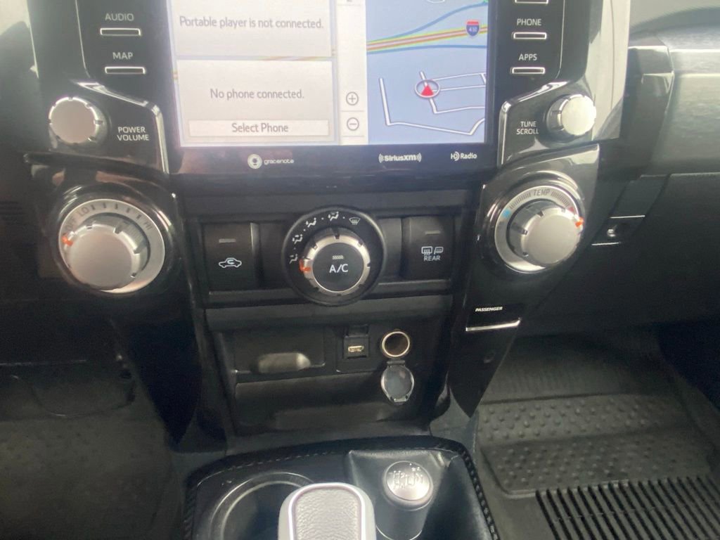 Used 2024 Toyota 4Runner TRD Off-Road image 17
