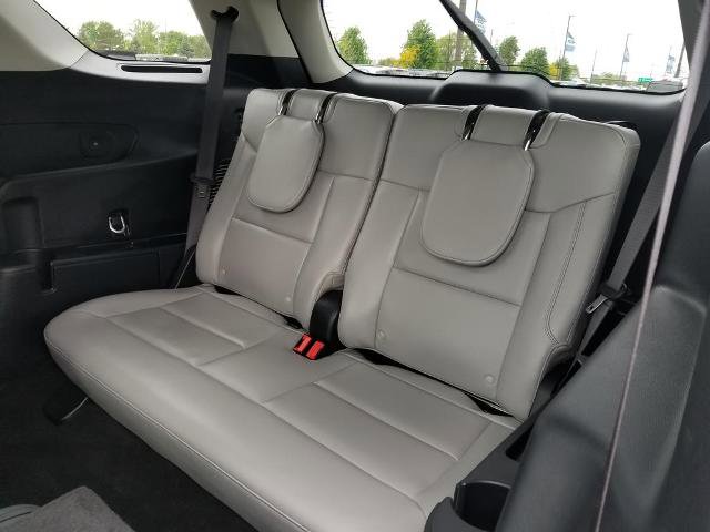 Certified 2025 Ford Explorer Active w/ Active Comfort Package AWD/4WD image 18