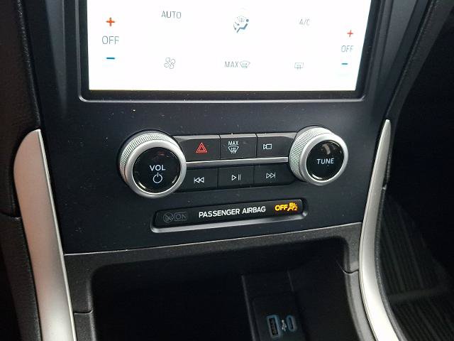 Certified 2023 Ford Edge SE w/ Black Appearance Package AWD/4WD image 15