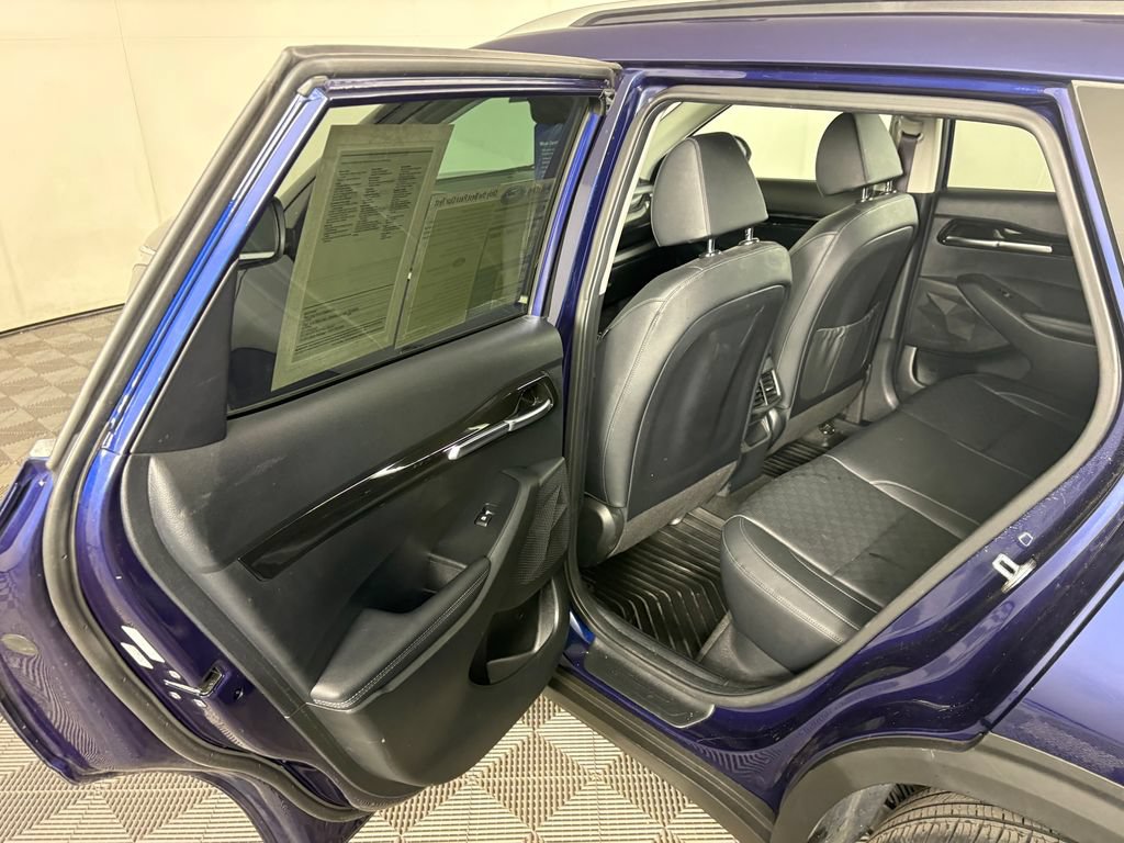 Used 2023 Kia Seltos EX AWD/4WD image 29