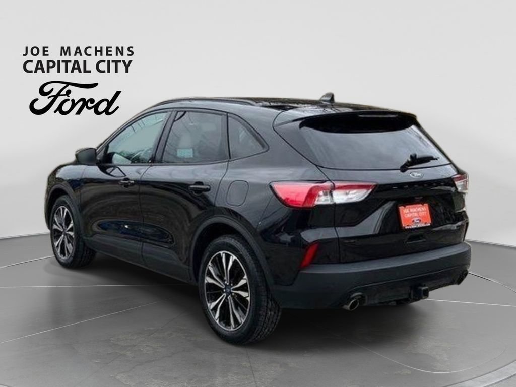 Certified 2022 Ford Escape SEL w/ SEL Stealth AWD Package image 7