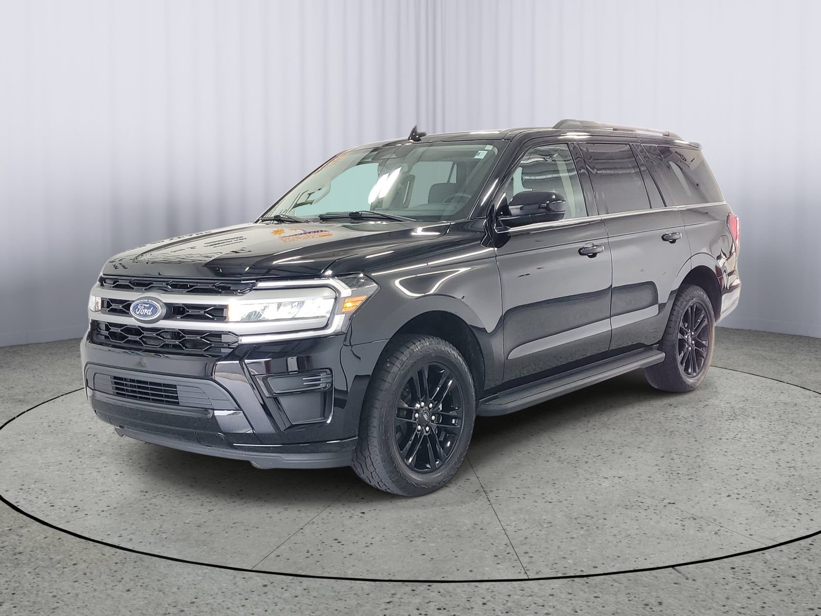 Certified 2024 Ford Expedition XLT AWD/4WD image 2