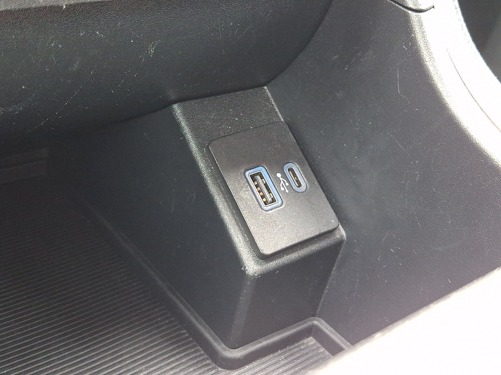 Certified 2024 Ford Edge SEL AWD/4WD image 26