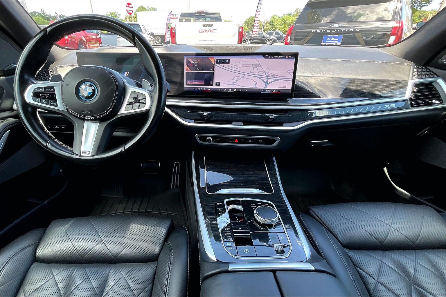Used 2024 BMW X5 xDrive50e w/ M Sport Package AWD/4WD image 14