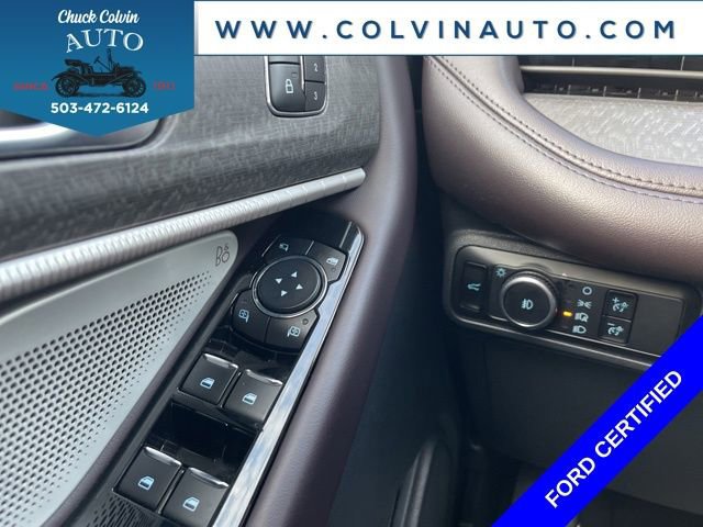 Certified 2025 Ford Explorer Platinum w/ LUX Leather Package image 35