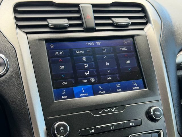 Certified 2020 Ford Fusion SE FWD image 25