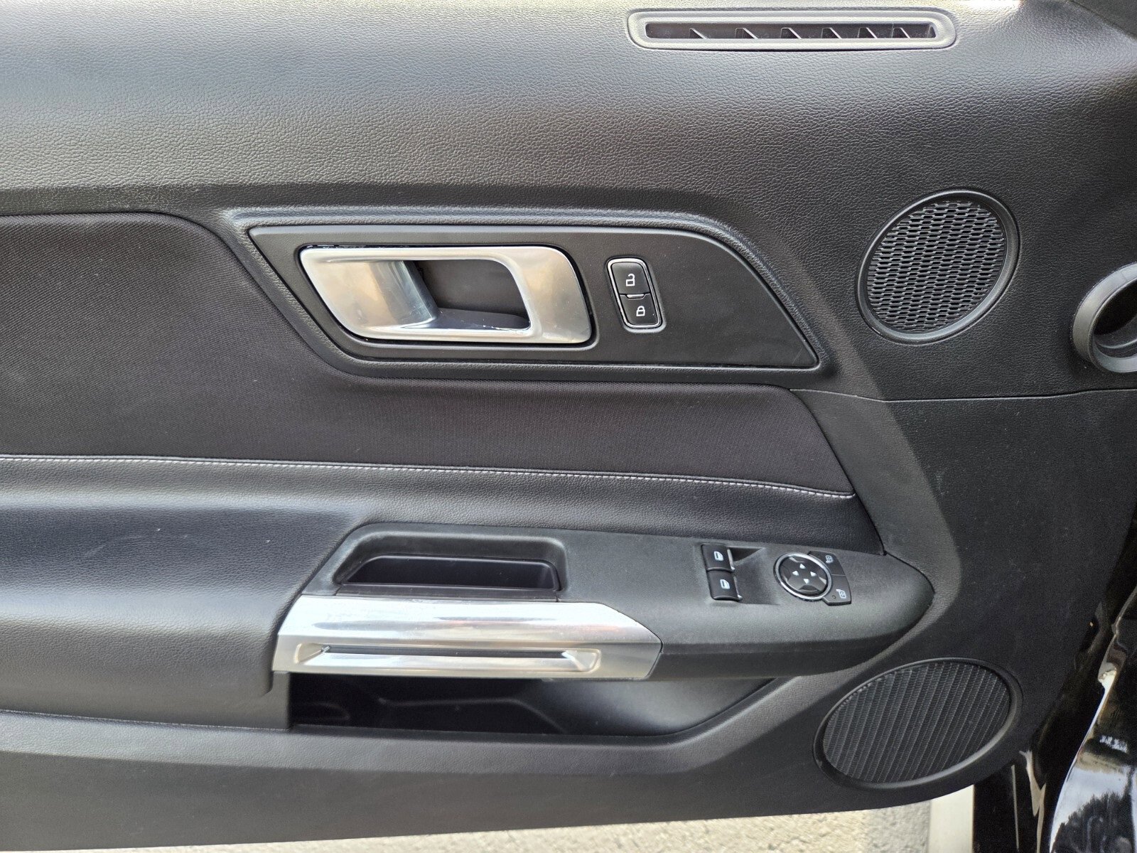 Certified 2020 Ford Mustang Coupe w/ Equipment Group 101A image 17