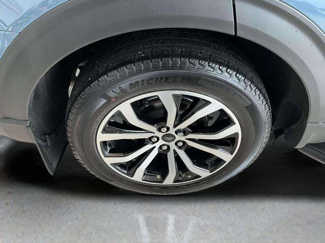 Certified 2025 Ford Explorer ST-Line AWD/4WD image 30