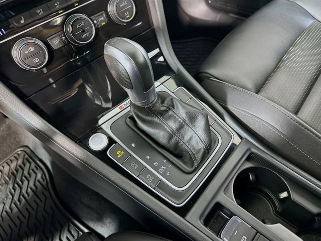 Used 2019 Volkswagen Golf R 4-Door image 23