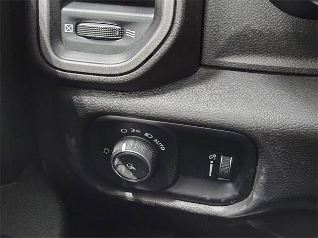 Used 2022 RAM 3500 Tradesman image 12