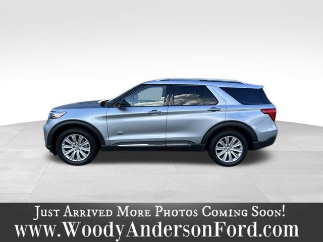 Certified 2022 Ford Explorer King Ranch w/ Premium Technology Package AWD/4WD image 3