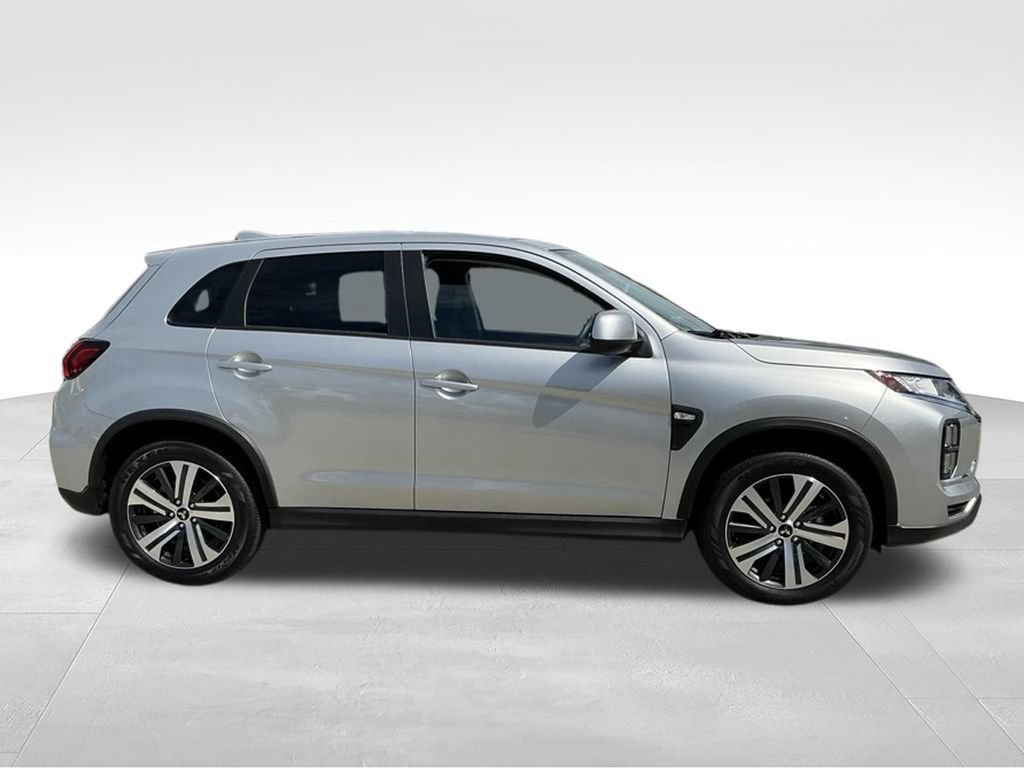 Used 2025 Mitsubishi Outlander Sport ES AWD/4WD image 12