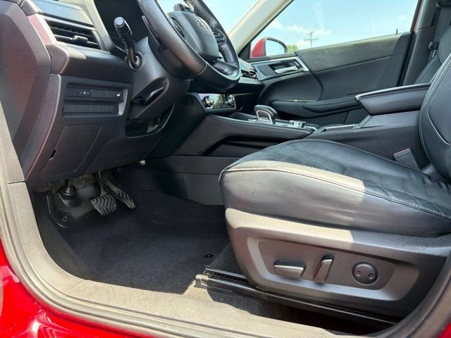 Used 2022 Mitsubishi Outlander SE FWD image 15