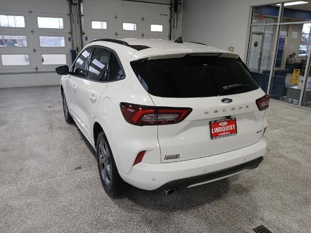 Certified 2023 Ford Escape ST-Line w/ Tech Pack #1 image 3