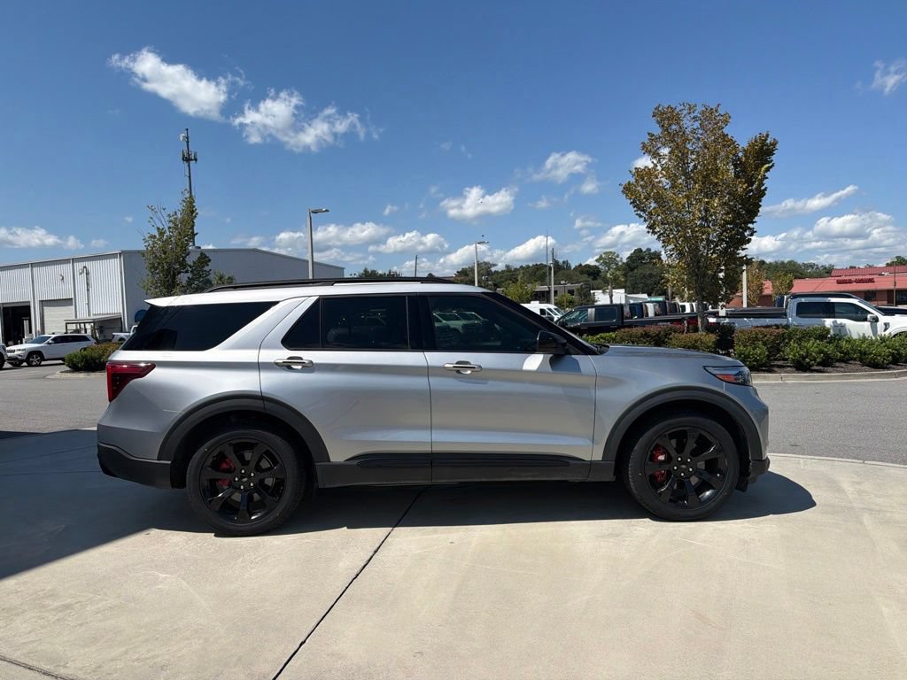 Certified 2022 Ford Explorer ST w/ ST Street Pack RWD image 34