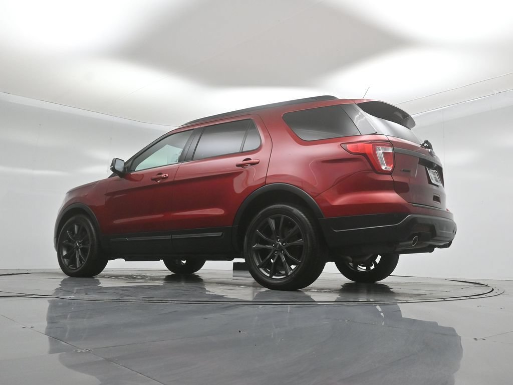 Certified 2019 Ford Explorer XLT w/ Equipment Group 202A FWD image 51