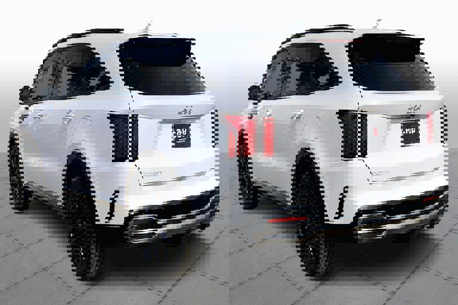 Used 2023 Kia Sorento SX image 4