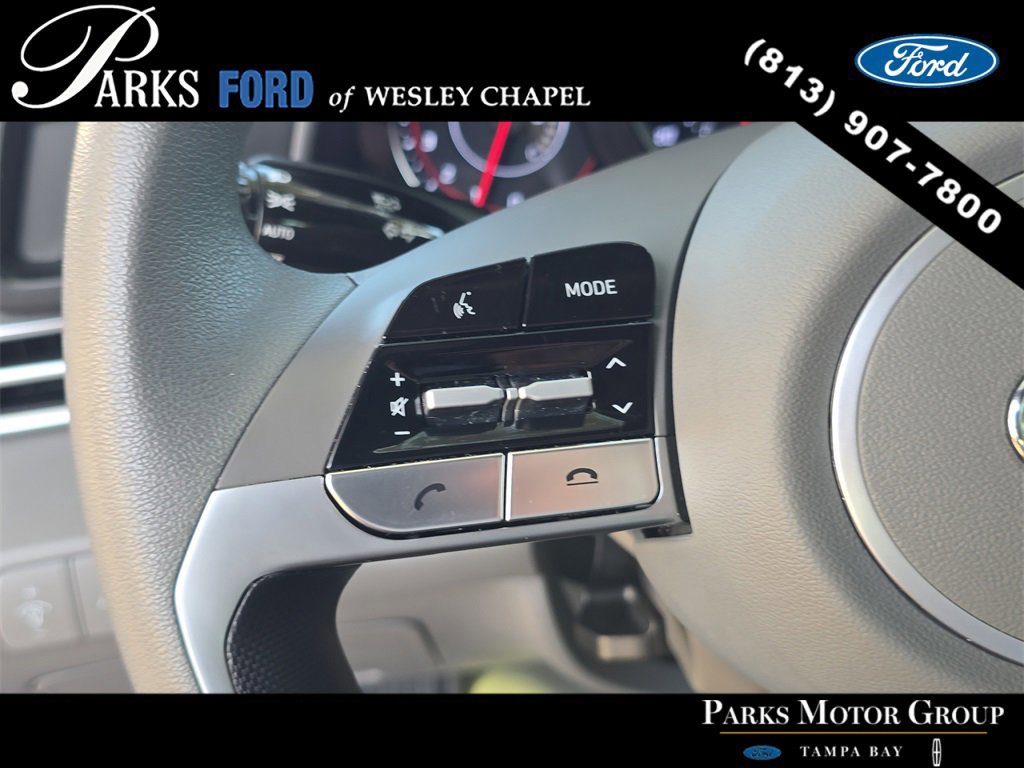 Used 2023 Hyundai Elantra SEL image 25