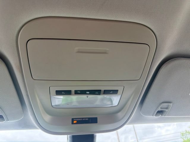 Used 2017 Chevrolet Colorado LT w/ LT Convenience Package RWD image 38