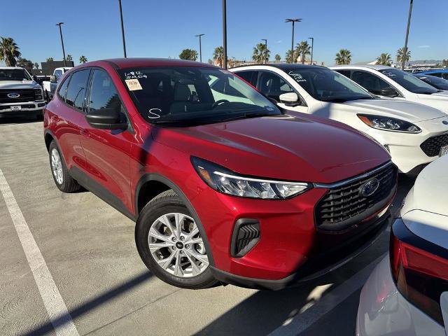 Certified 2025 Ford Escape Active w/ Active Premium Tech Pack image 8