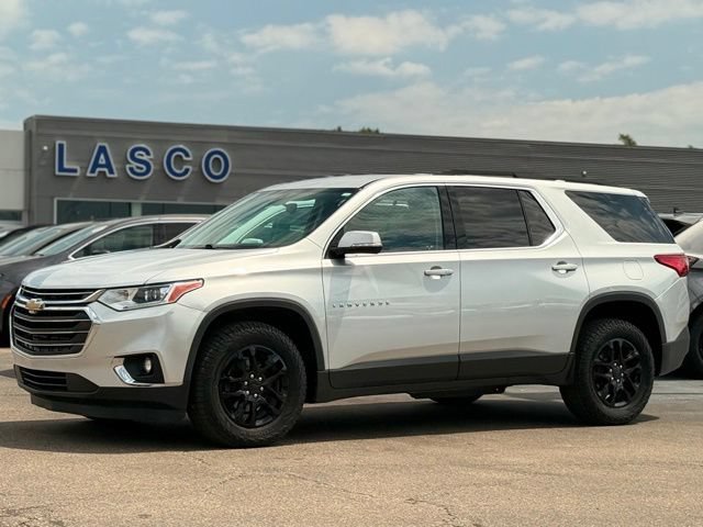 Used 2020 Chevrolet Traverse LT FWD image 1