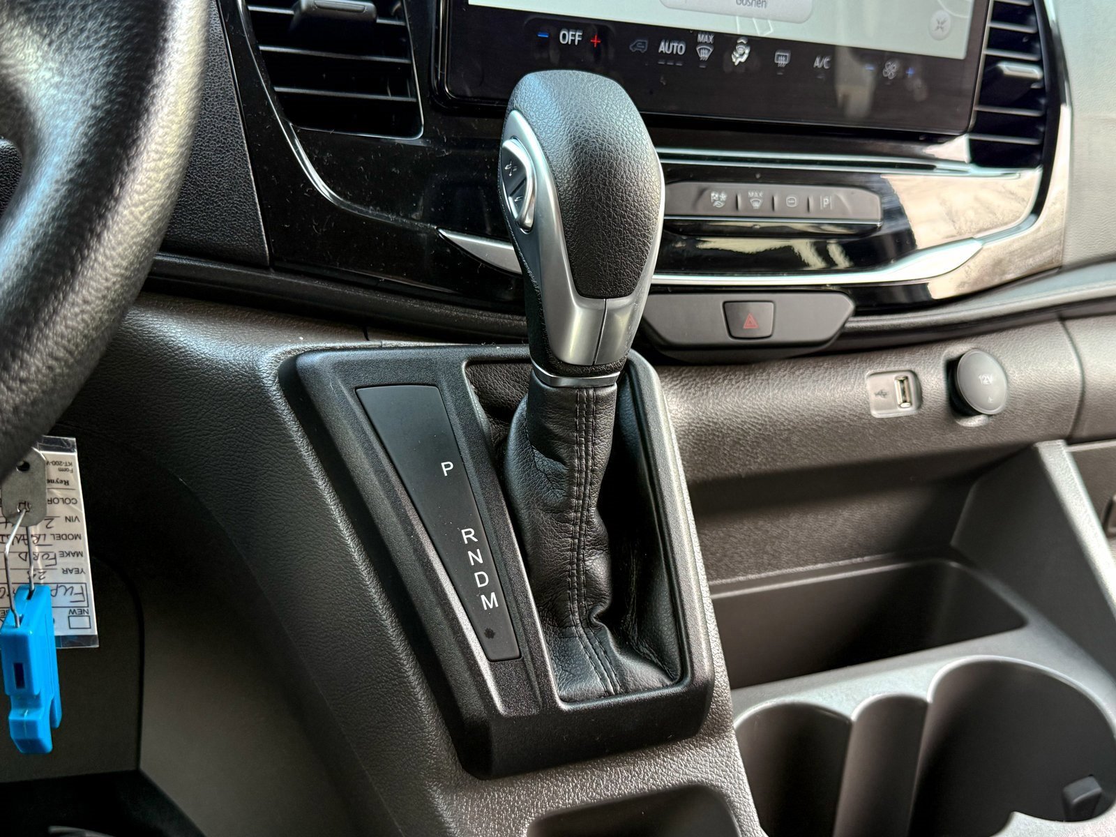 Certified 2025 Ford Transit 350 XLT image 28