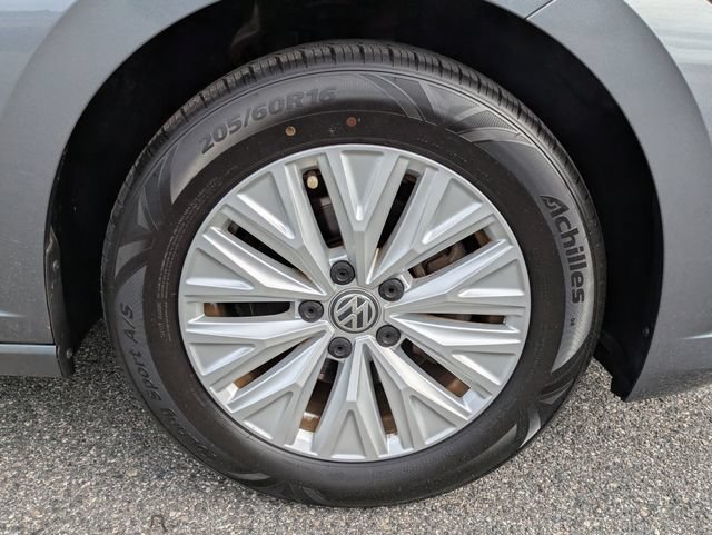 Used 2019 Volkswagen Jetta S w/ Driver Assistance Package FWD image 11