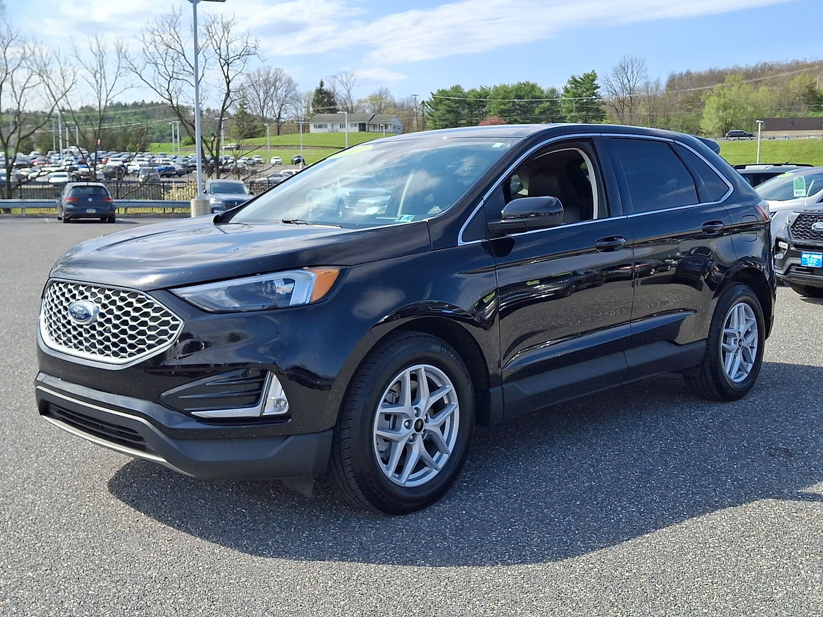 Certified 2023 Ford Edge SEL w/ Convenience Package AWD/4WD image 4