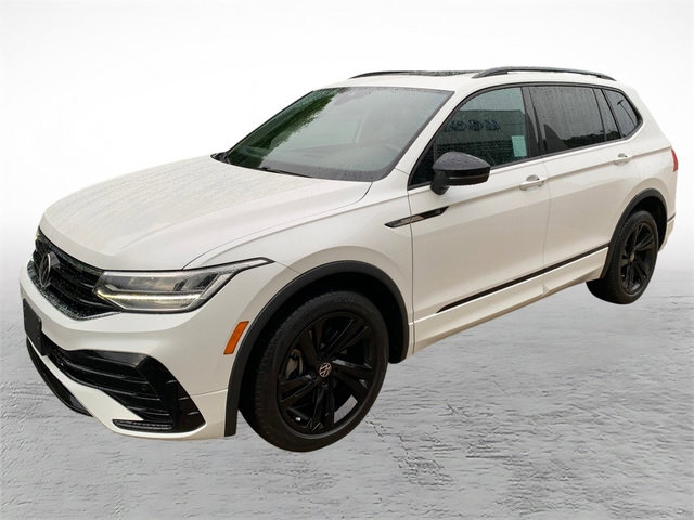 Used 2023 Volkswagen Tiguan SE R-Line FWD image 6