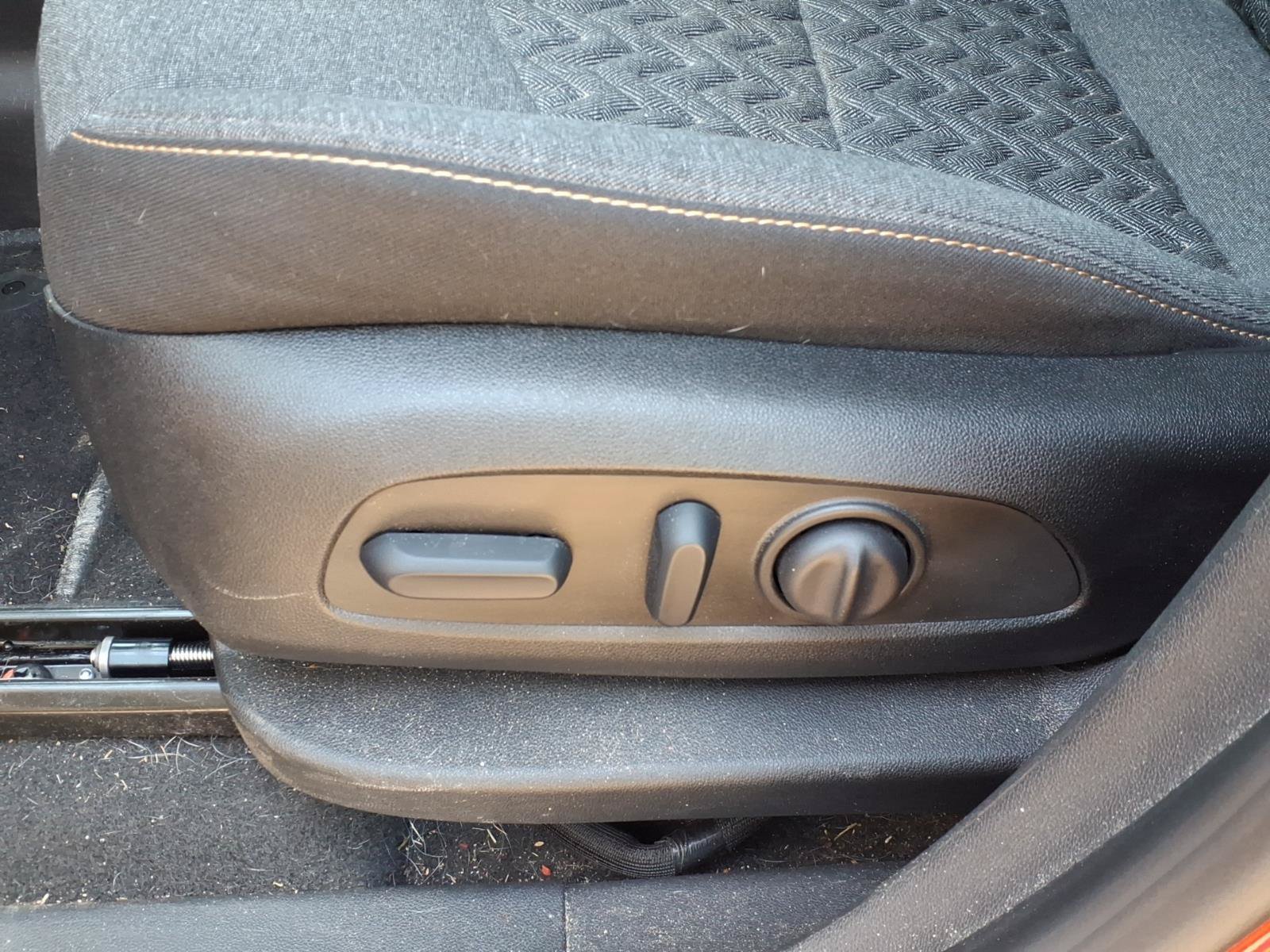 Used 2023 Chevrolet Equinox LT AWD/4WD image 8