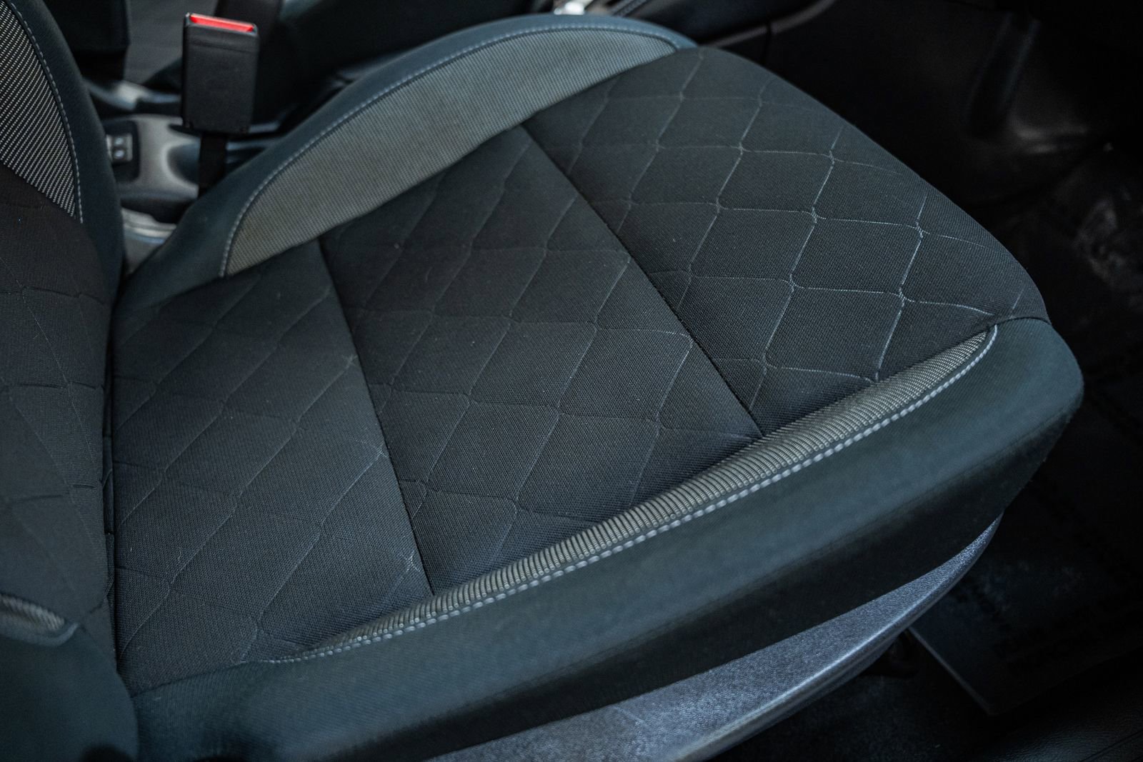 Used 2019 Nissan Kicks SV image 28