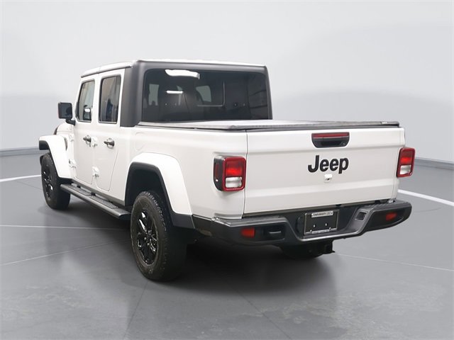 Used 2022 Jeep Gladiator Sport image 3
