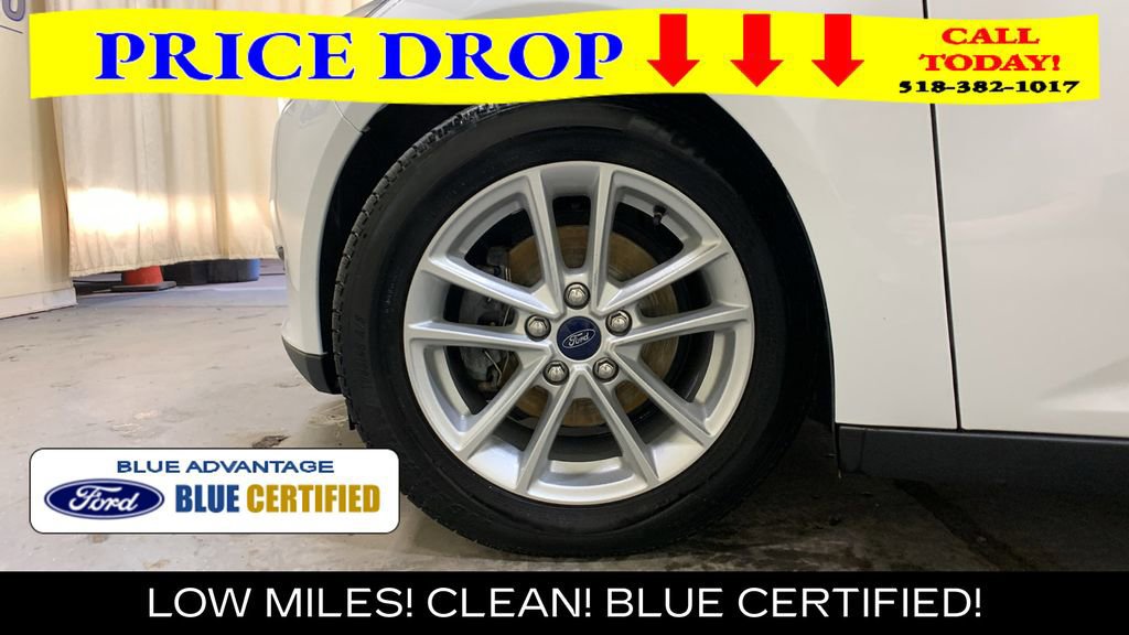 Certified 2017 Ford Focus SE FWD image 39