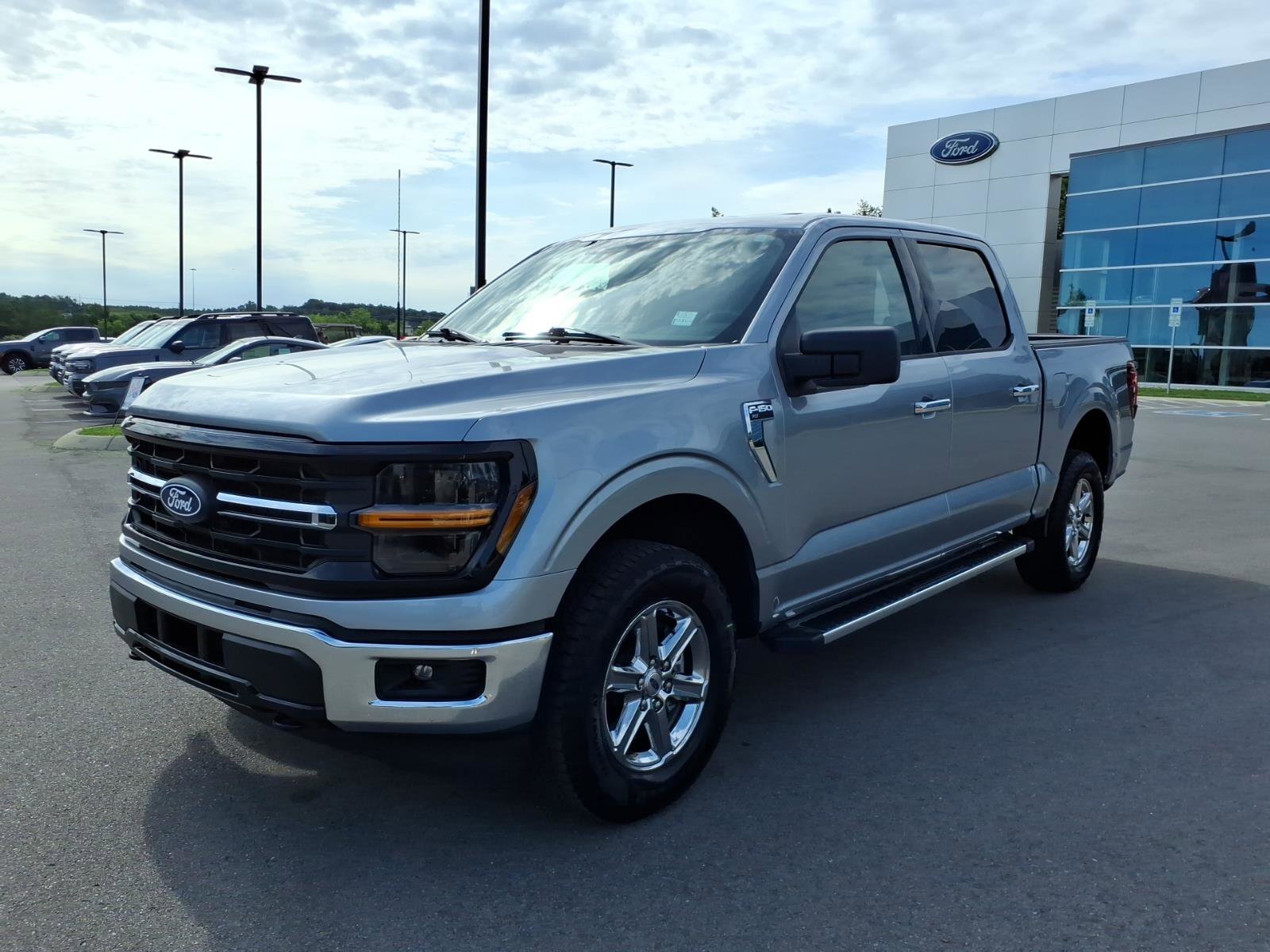 Certified 2025 Ford F150 XLT w/ Equipment Group 301A Standard AWD/4WD image 7