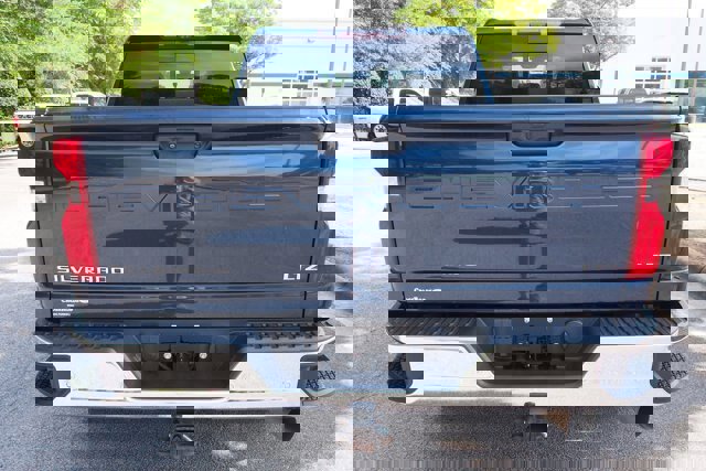 Used 2020 Chevrolet Silverado 2500 LTZ w/ LTZ Plus Package image 4