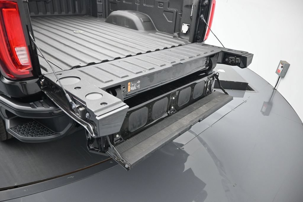 Used 2020 GMC Sierra 2500 AT4 w/ AT4 Preferred Package AWD/4WD image 10