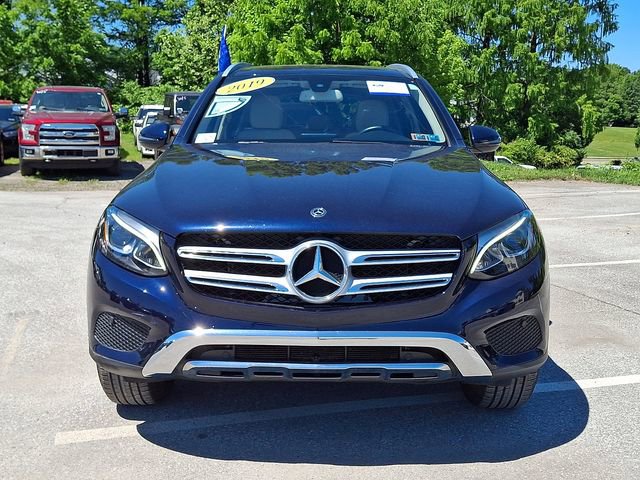 Used 2019 Mercedes-Benz GLC 300 4MATIC image 3