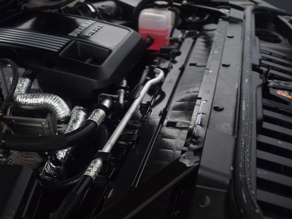 Used 2025 Chevrolet Silverado 1500 ZR2 w/ Technology Package image 20