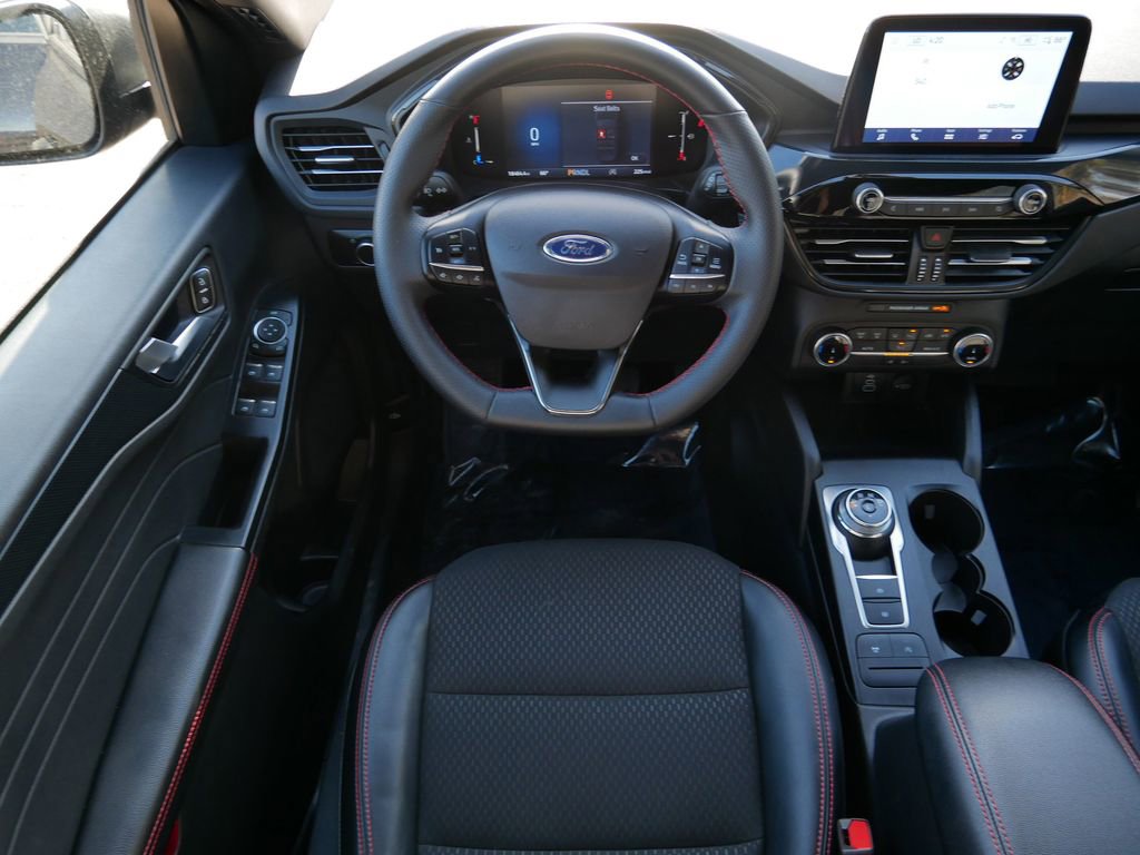 Certified 2025 Ford Escape ST-Line image 12