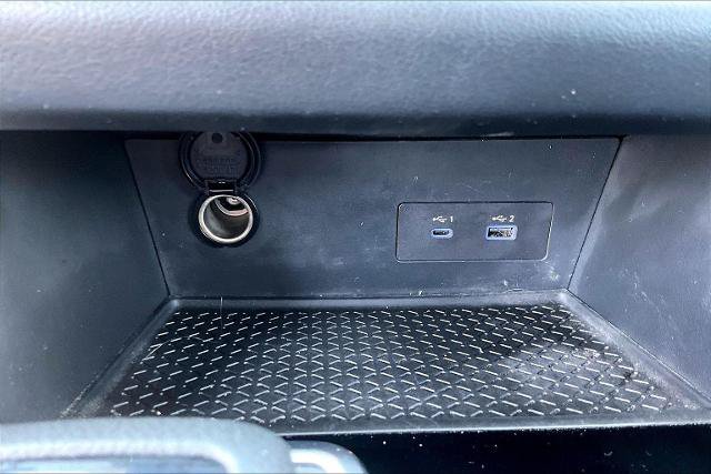 Used 2024 Nissan Pathfinder SV FWD image 33
