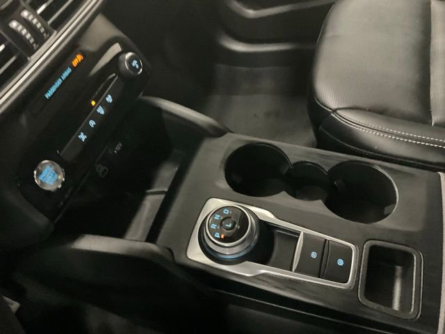 Certified 2025 Ford Escape Platinum image 12