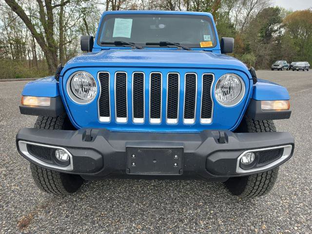 Used 2022 Jeep Wrangler Unlimited Sahara w/ Cold Weather Group AWD/4WD image 2