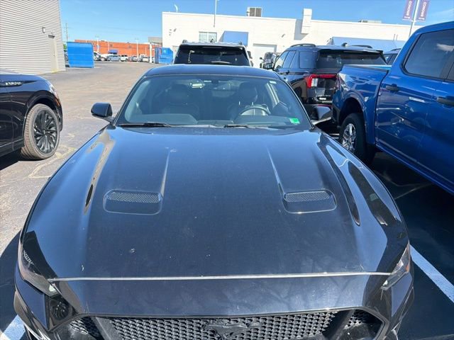 Certified 2019 Ford Mustang GT Premium w/ Black Accent Package RWD image 9