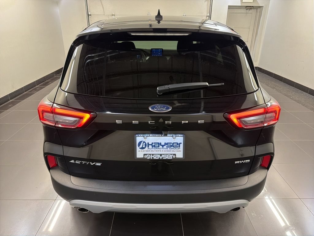 Certified 2023 Ford Escape Active AWD/4WD image 5