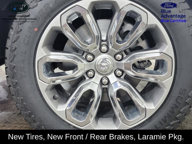 Used 2020 RAM 1500 Laramie w/ Sport Appearance Package AWD/4WD image 10