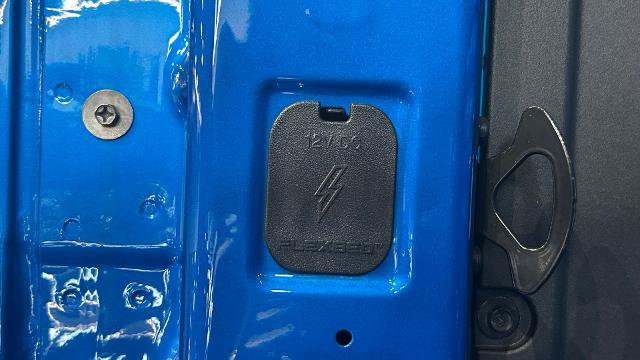 Certified 2025 Ford Maverick Lobo AWD/4WD image 32