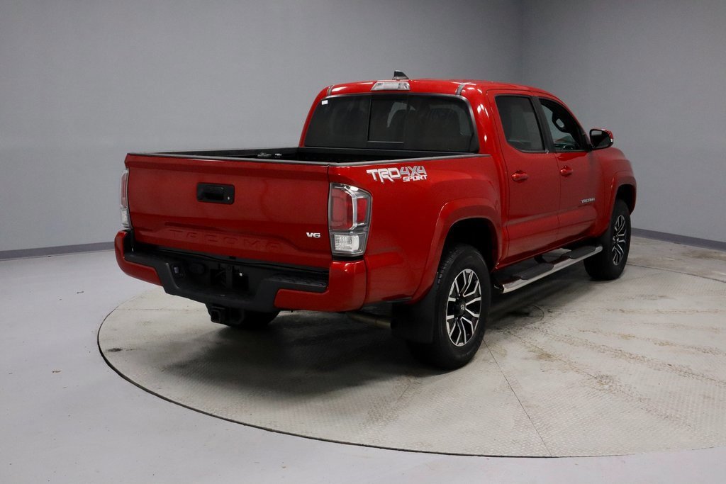 Used 2022 Toyota Tacoma TRD Sport image 5